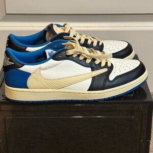 Nike Jordan 1 low Fragment Travis Scot Blue and Cream Low-Top Sneakers